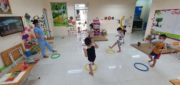 QUAN TÂM ĐẾN TRẺ EM TRONG ĐẠI DỊCH